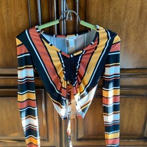 Long sleeve crop top